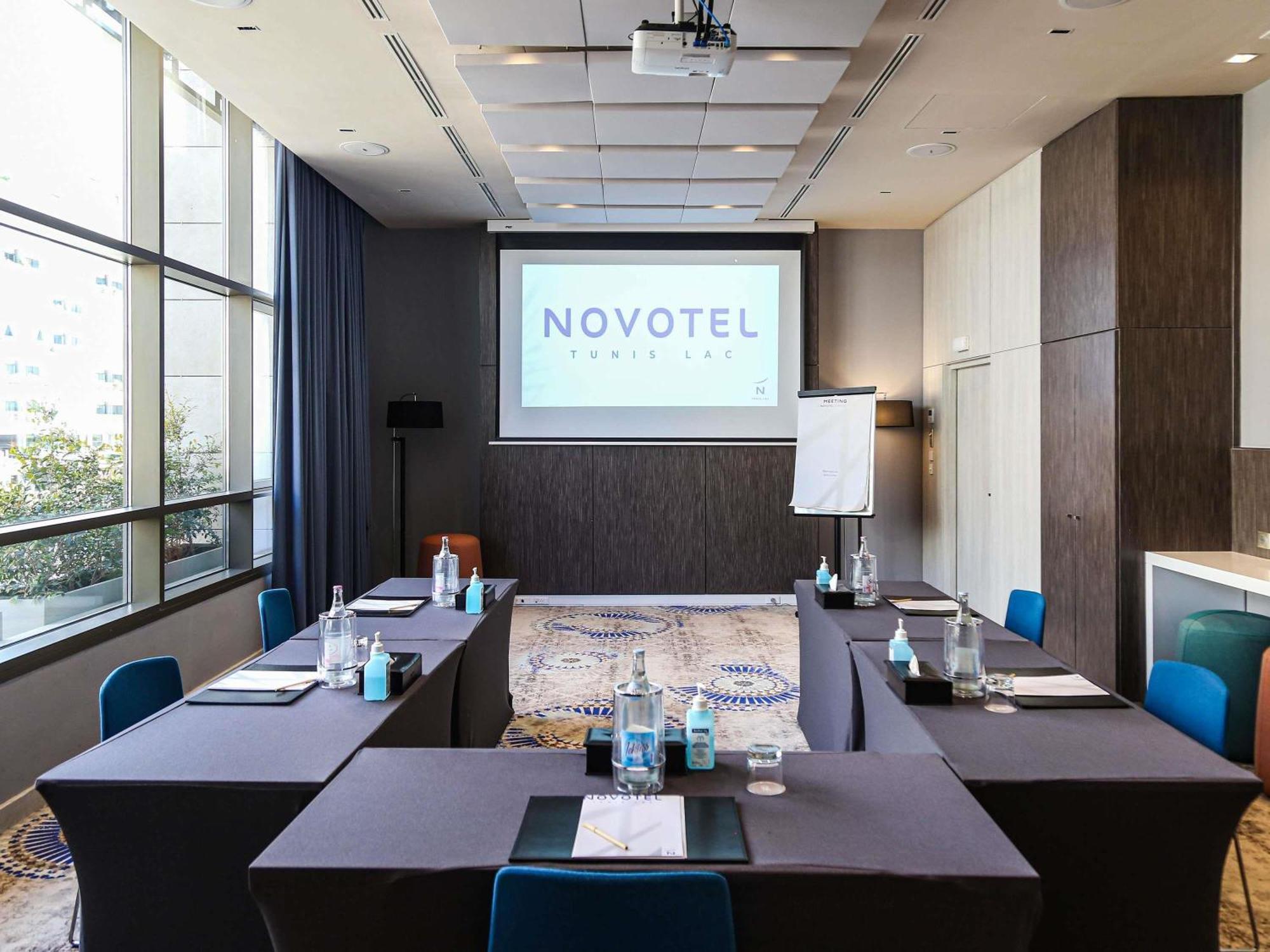Novotel Tunis Lac Exteriör bild